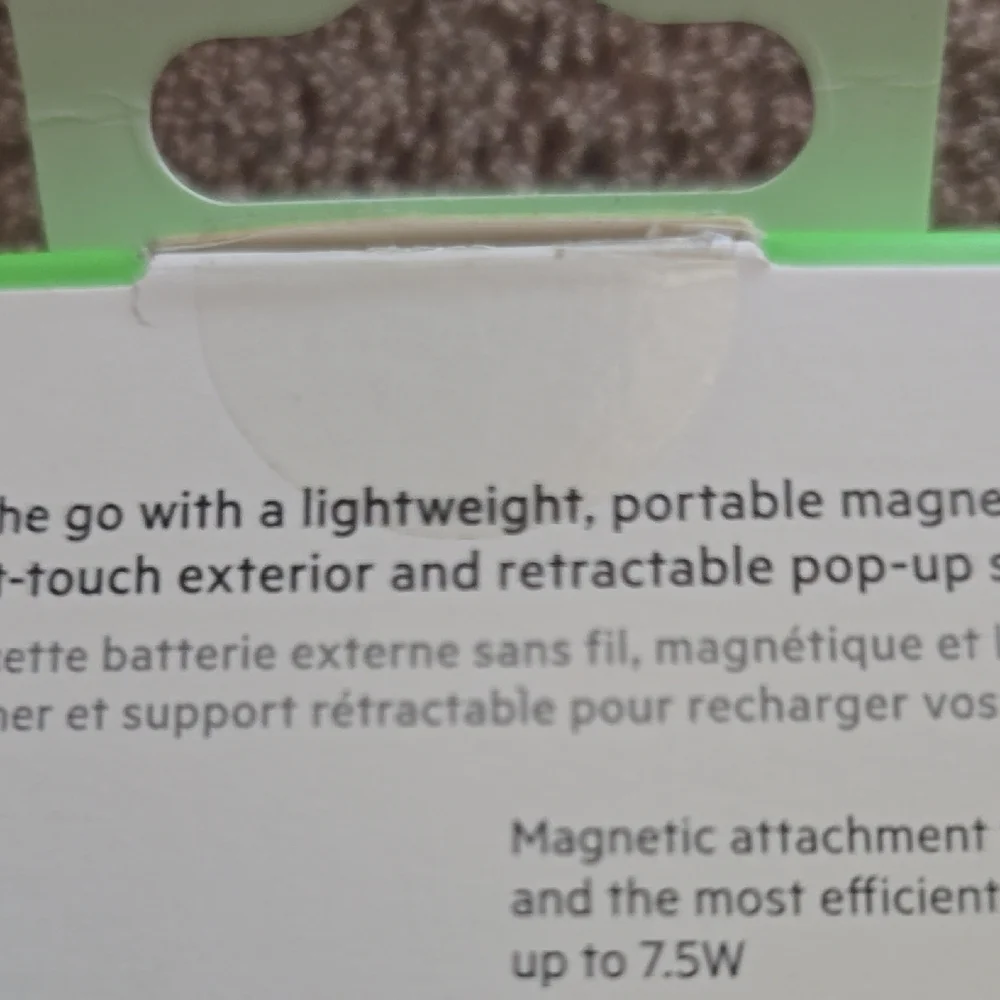 belkin BoostCharge Magnetic Wireless Power Bank 5K+ Stand - black